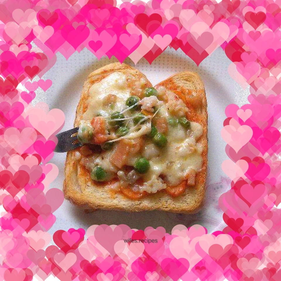 Toast mini pizza
