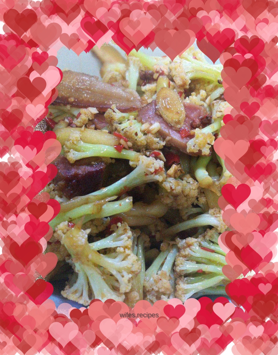 Large pot of cauliflower