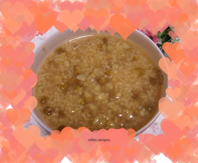 Millet and mung bean porridge