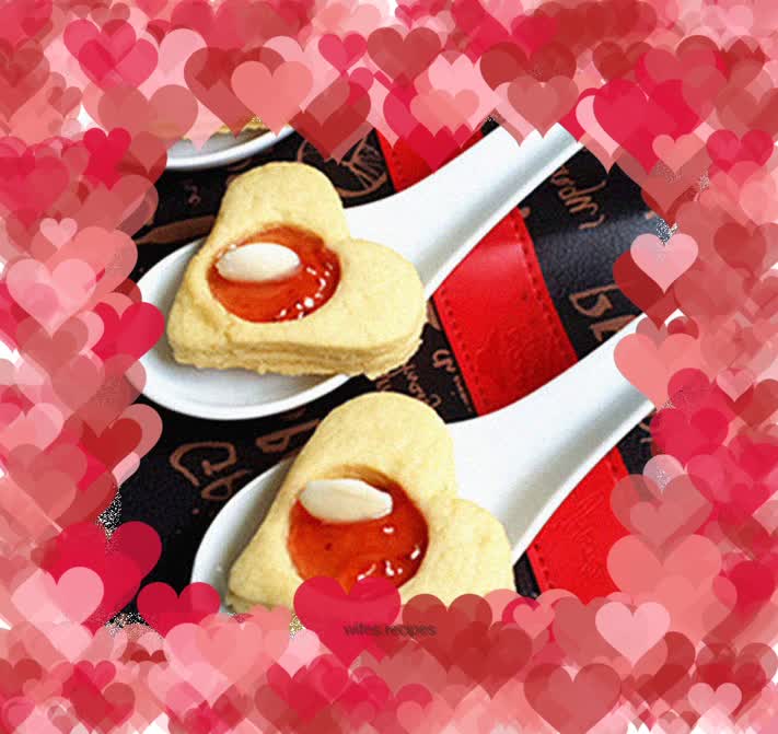 Jam sandwich cookies