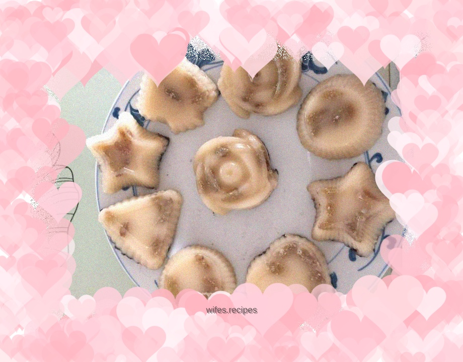 Milk raisin water chestnut cake