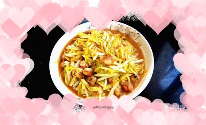 Stir-fried scallops with garlic