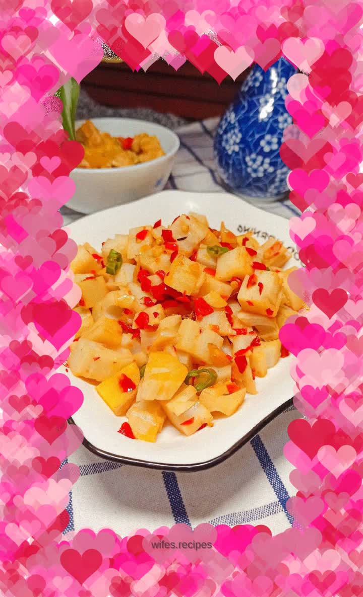 Chopped pepper and lotus root