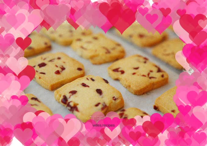 Dry and crispy biscuits - cranberry biscuits