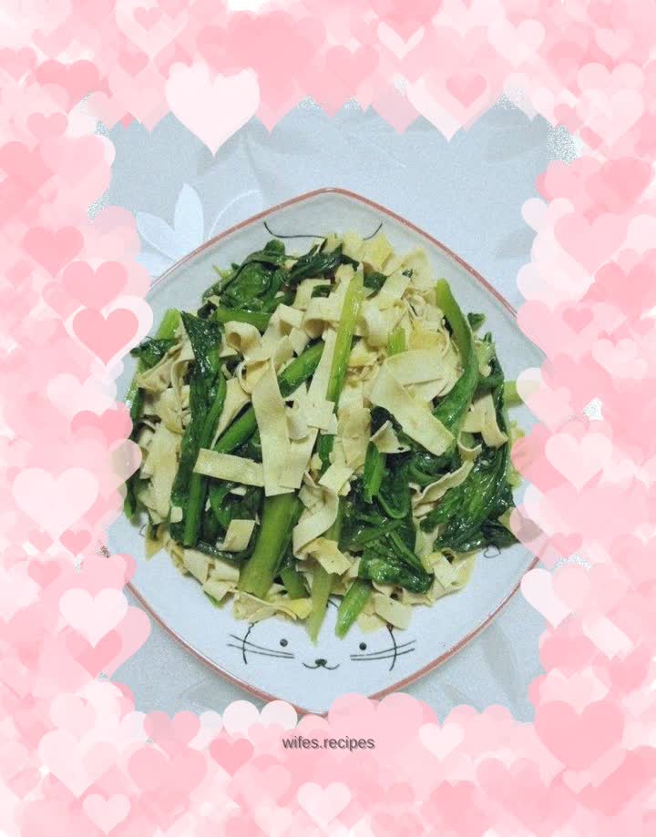 Stir-fried lettuce with dried tofu