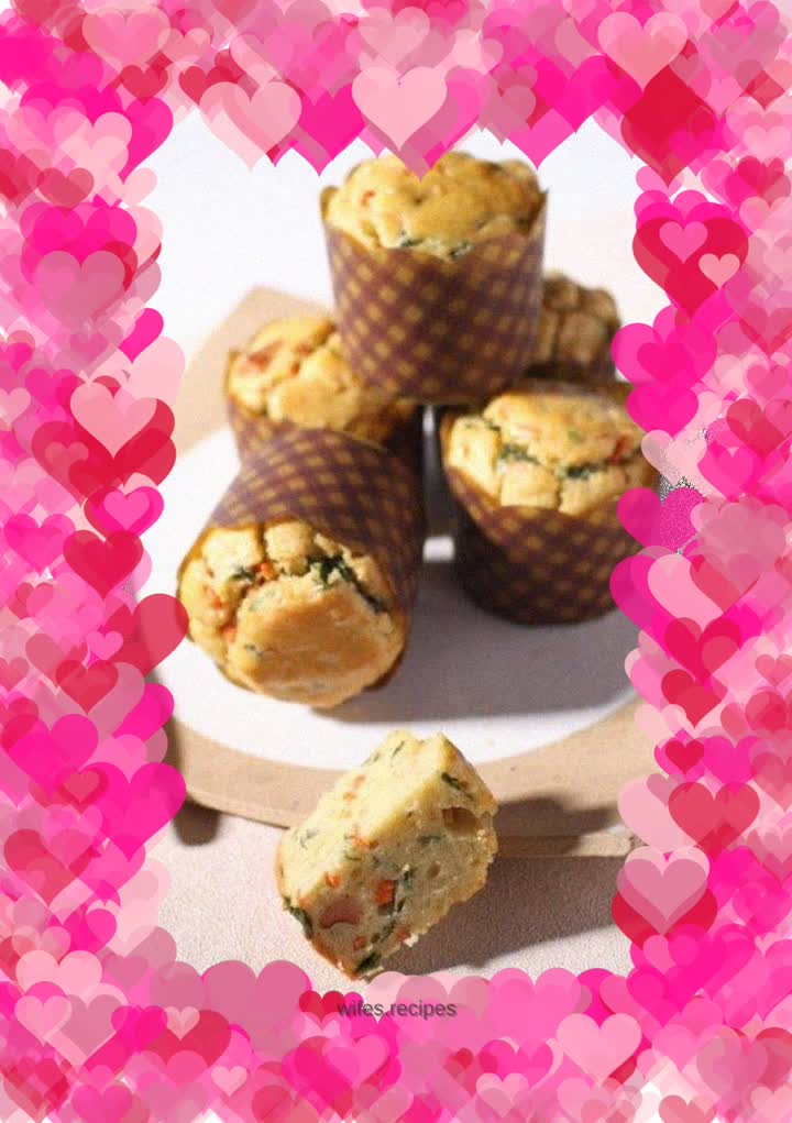 Grilled Sausage and Carrot Salty Cake