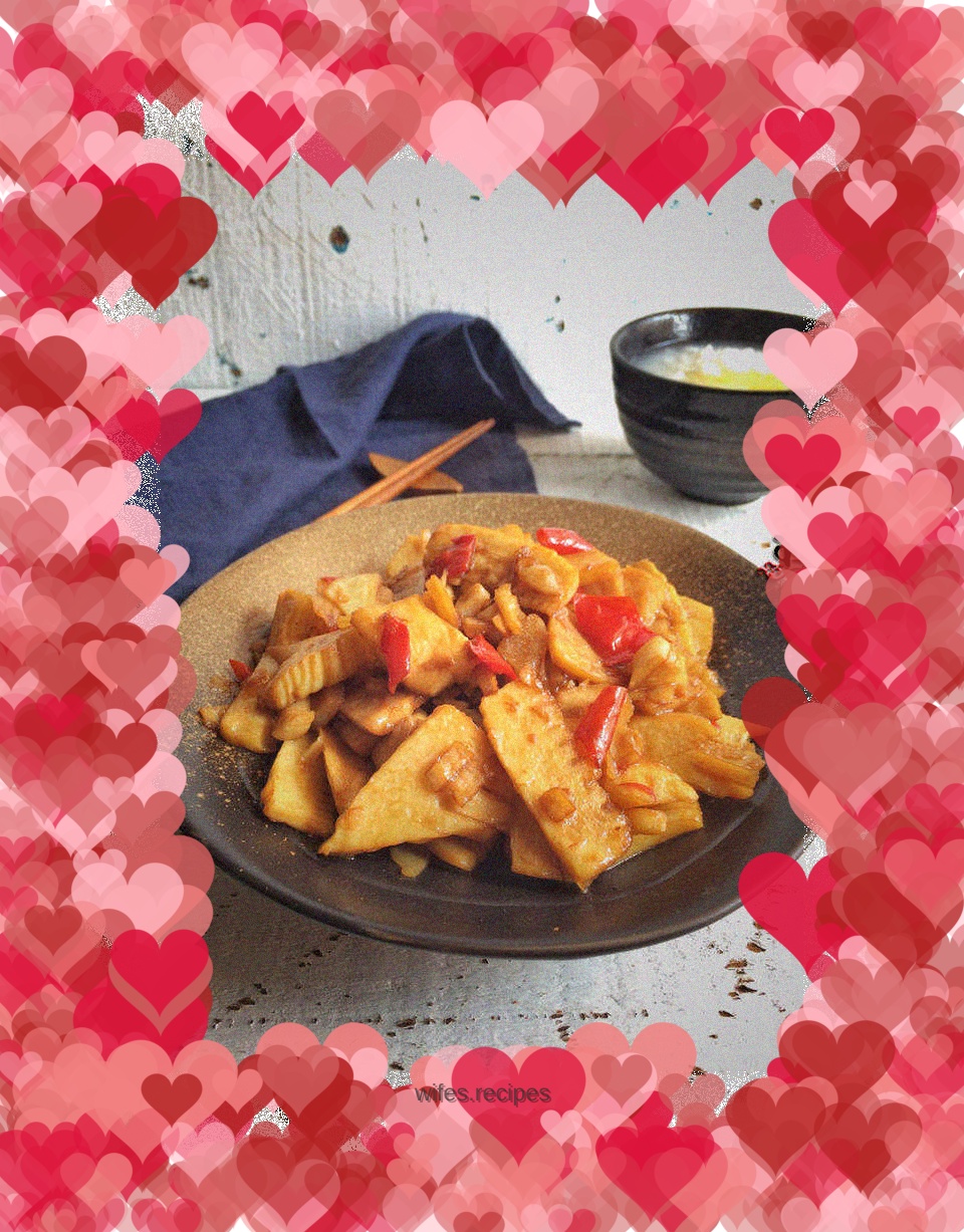 Braised spring bamboo shoots in oil