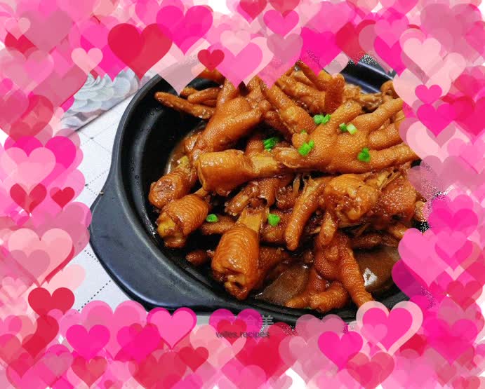 Braised chicken feet