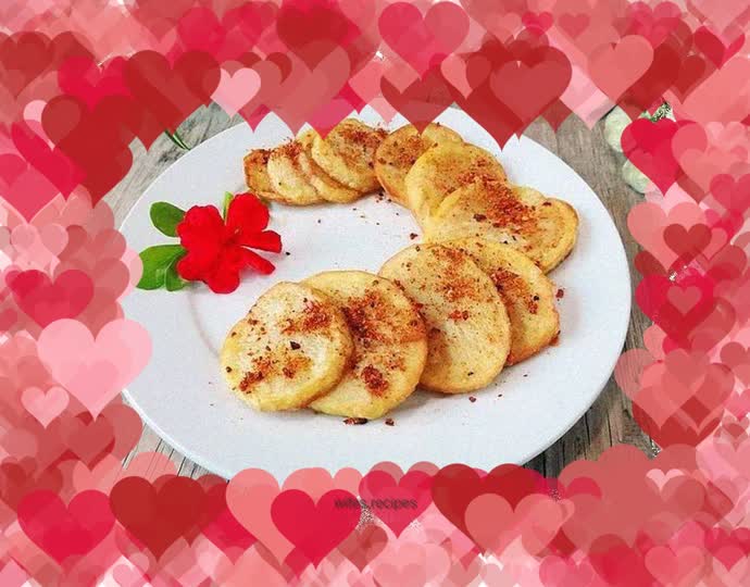 Salt and pepper potato chips