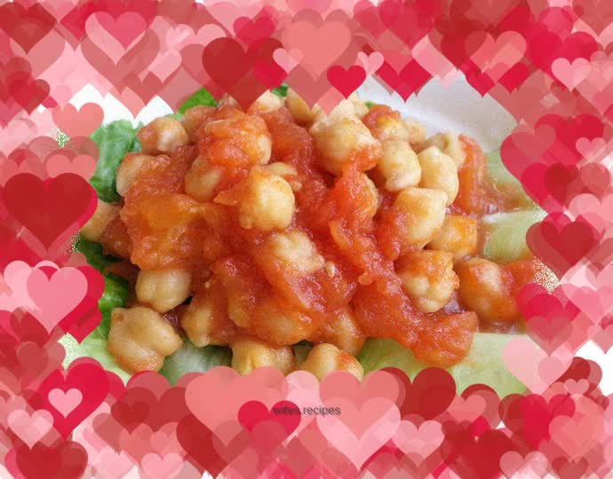 Chickpeas in Tomato Sauce