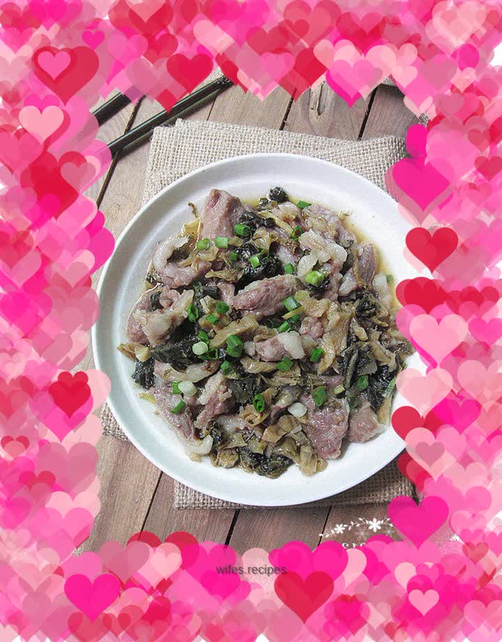 Steamed pork with pickled vegetables