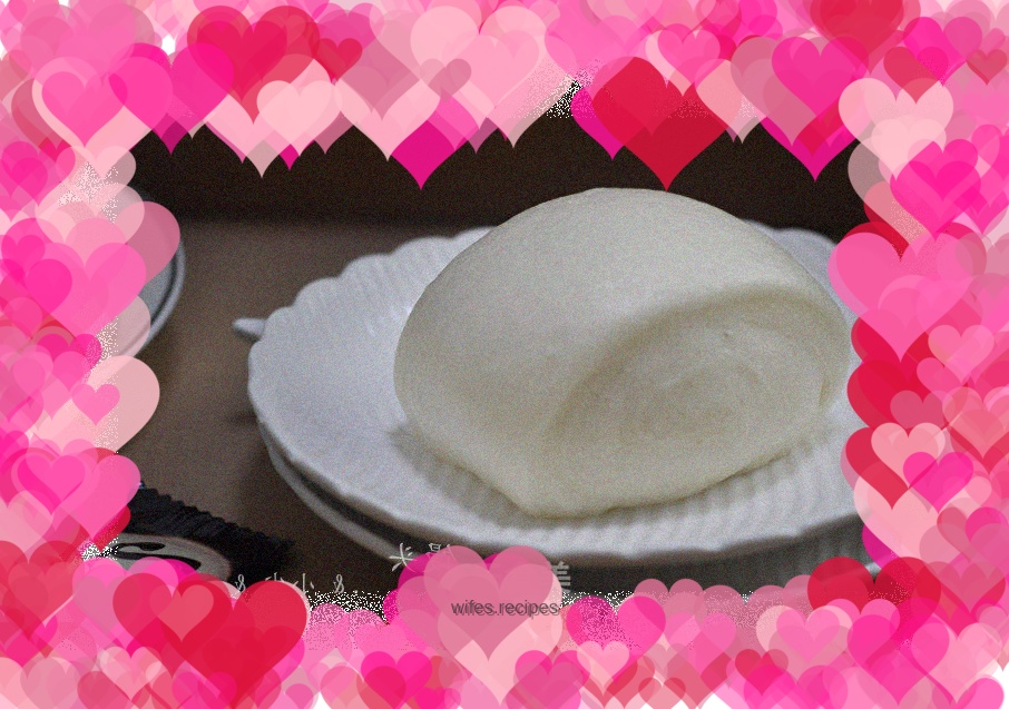 White steamed buns