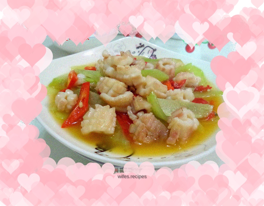 Squid rolls with lettuce