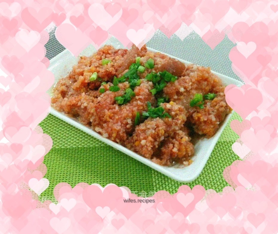 Steamed pork with red milk powder