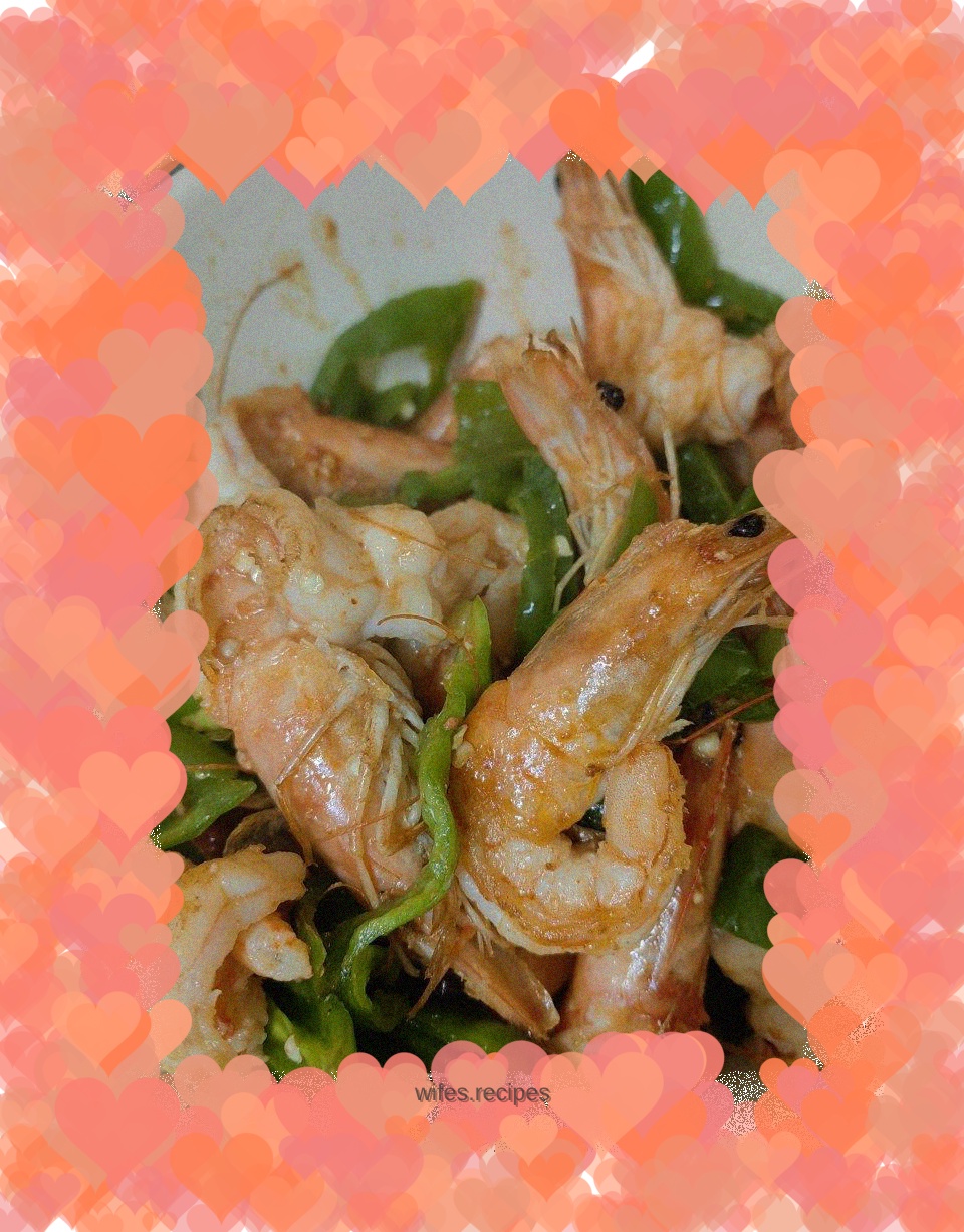 Braised prawns with green pepper