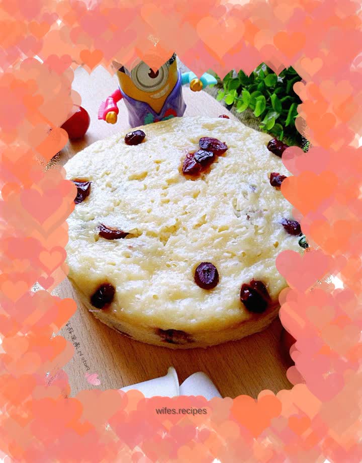 Steamed Cranberry Egg Cake with Brewed Wine