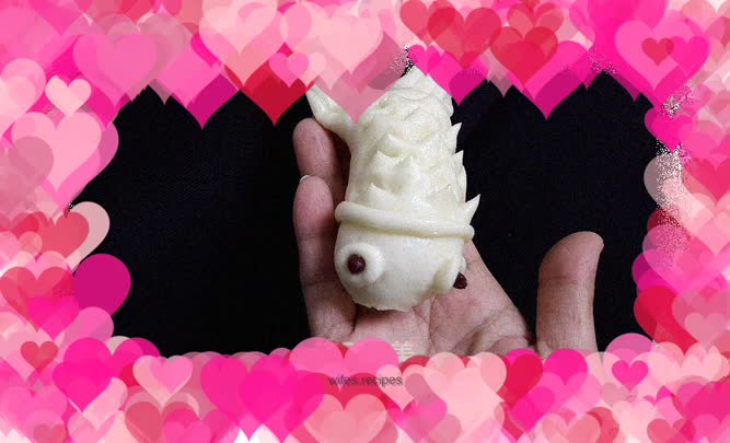 Small fish steamed buns