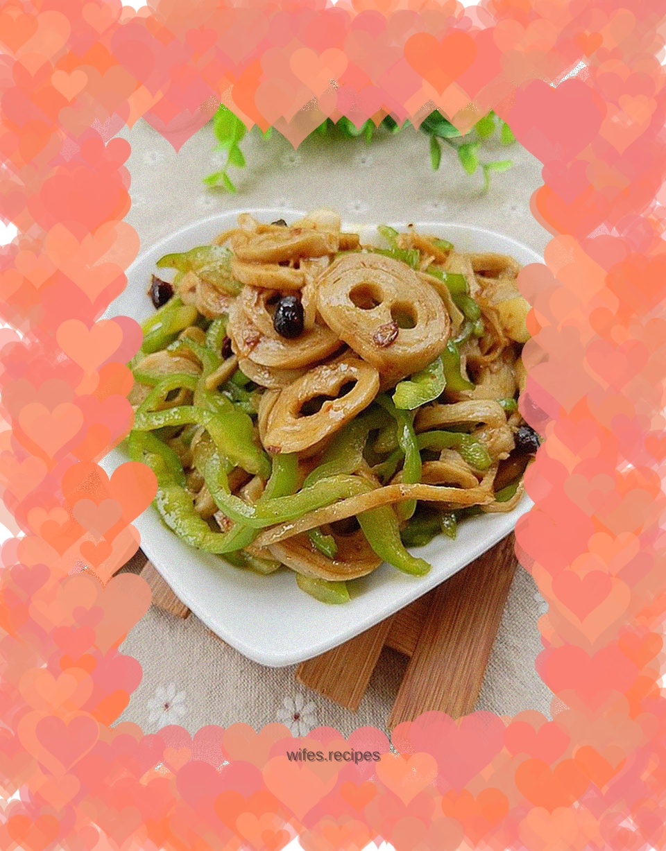 Stir-fried gluten with black bean and green pepper