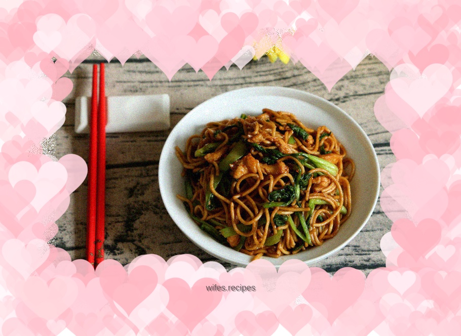 Chicken shredded vegetable fried noodles