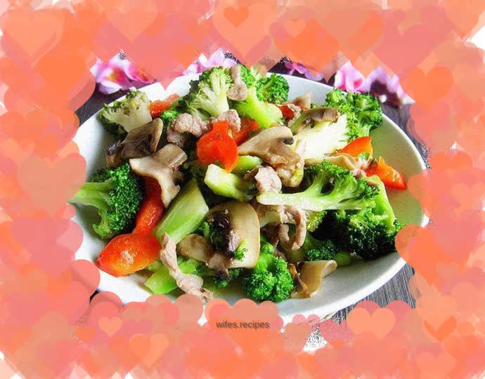 Stewed Pork and Broccoli with Mushrooms