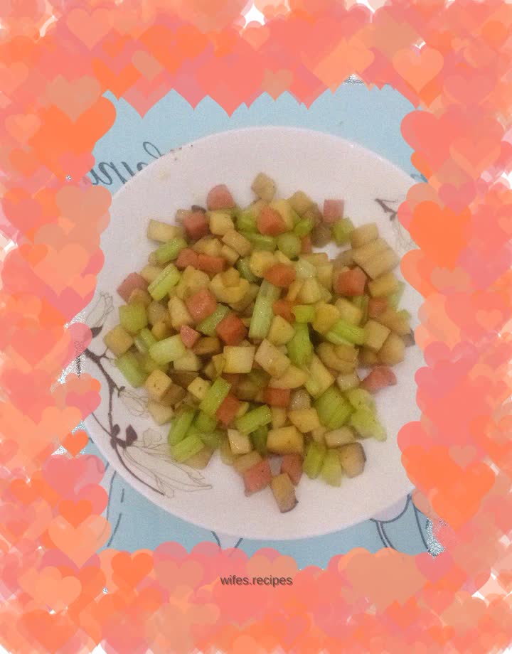 Stir-fried king oyster mushrooms with celery