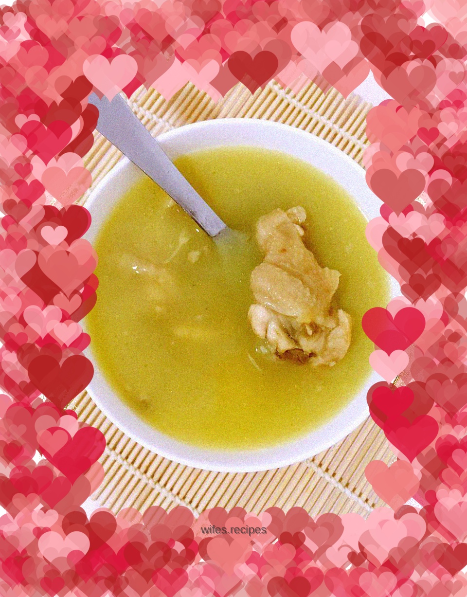 Fragrant hen soup