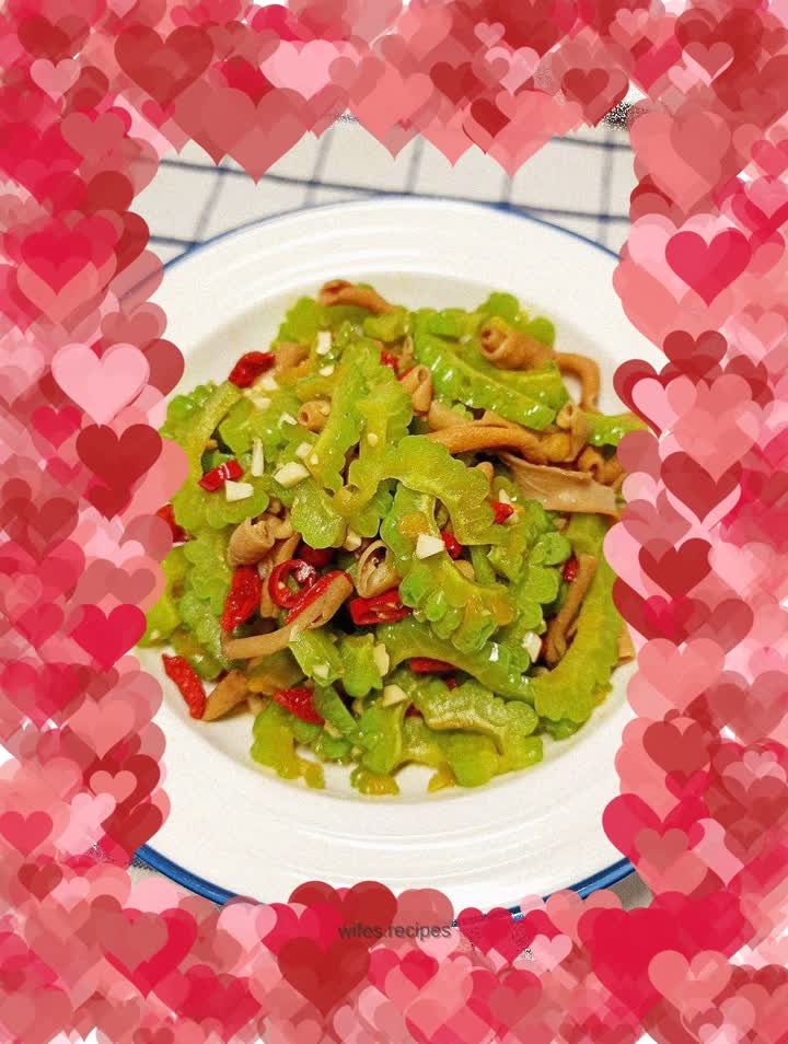 Bitter Melon Mixed with Duck Intestine