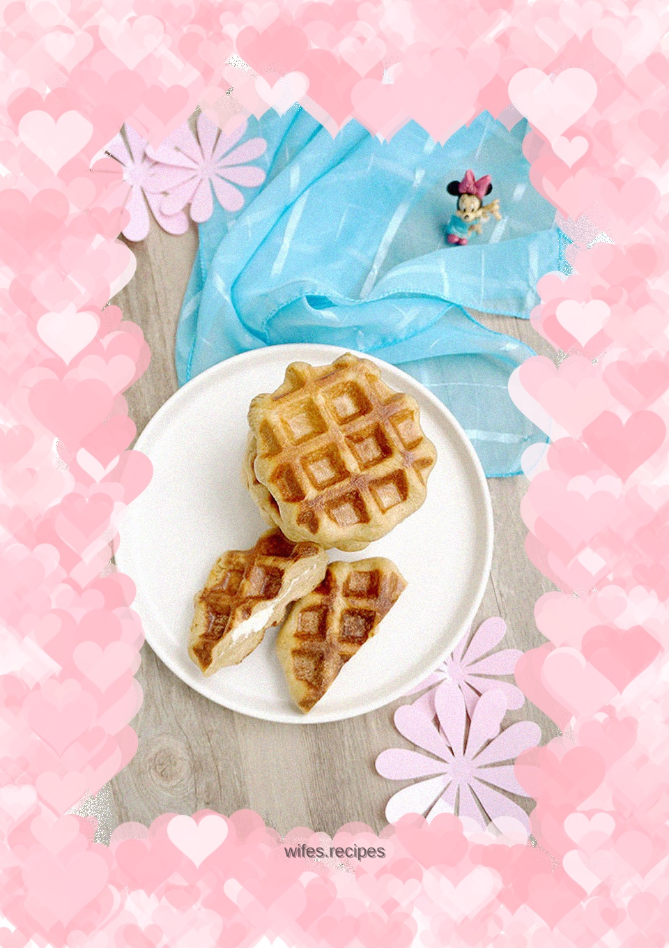 Cheese-filled charcoal-grilled coffee waffles