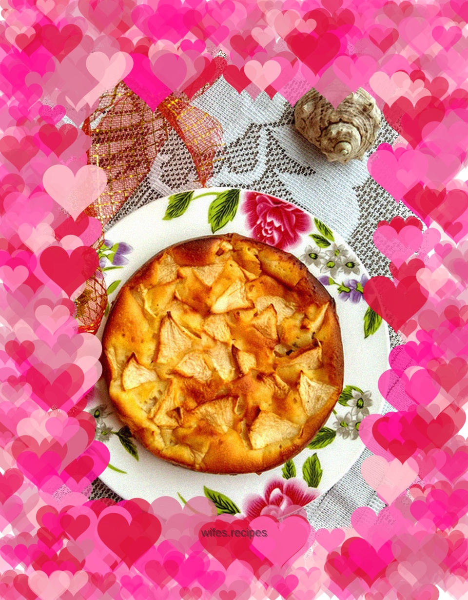 Oil-free yogurt apple cake