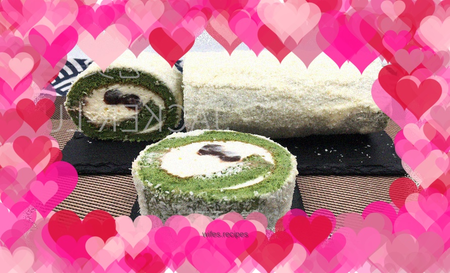 Coconut matcha Swiss roll, teach you step by step how to make cake rolls, the fresh matcha fragrance and coconut fragrance blend together.
