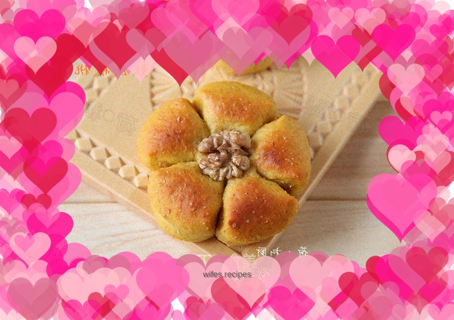 Bran walnut flower buns