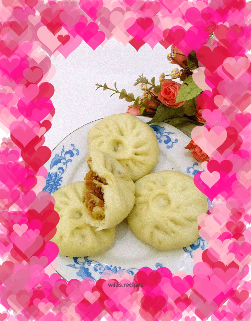 Small buns—radish, vermicelli and shrimp skin