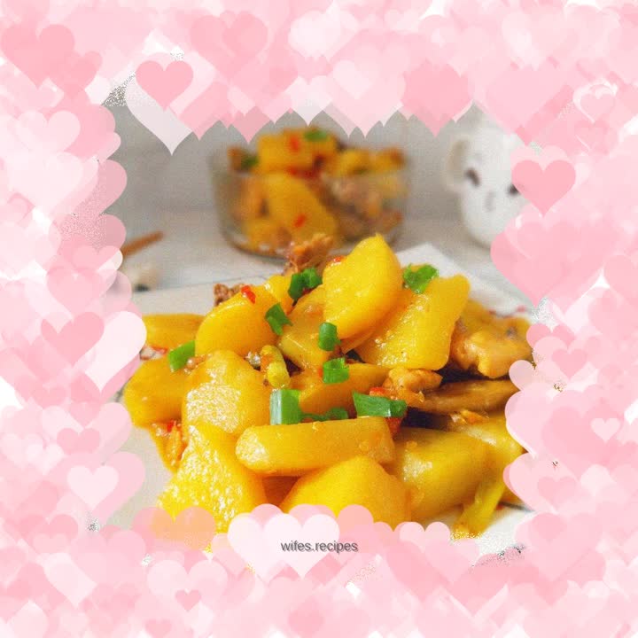 Grilled Chicken Nuggets with Chopped Peppers and Potatoes