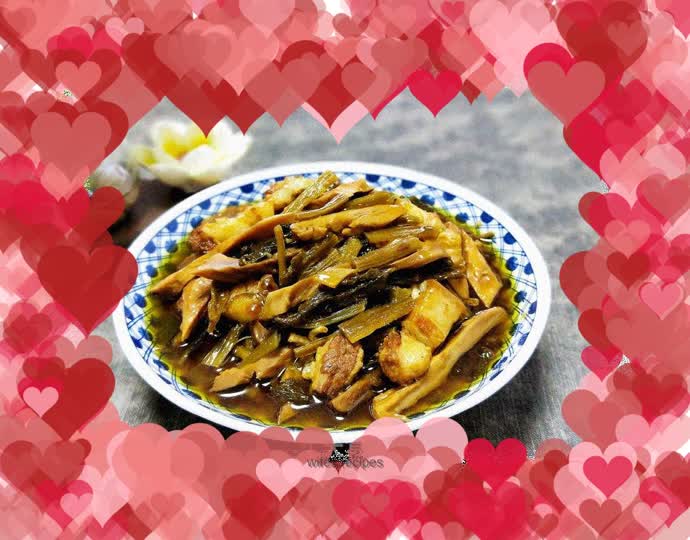 Pork Belly, Pickles, Dried Bamboo Shoots in Claypot