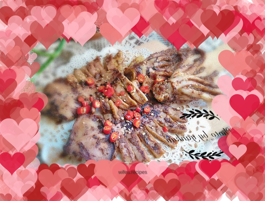 Grilled squid with barbecue ingredients