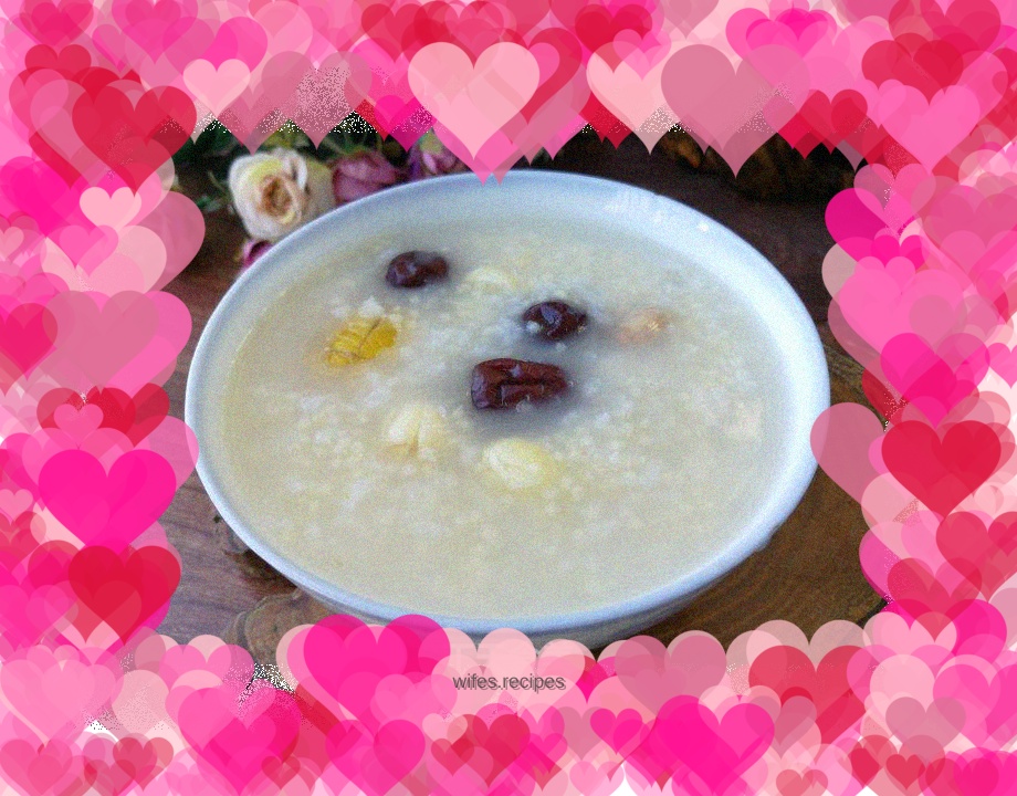 Lotus seed, chestnut and red date porridge