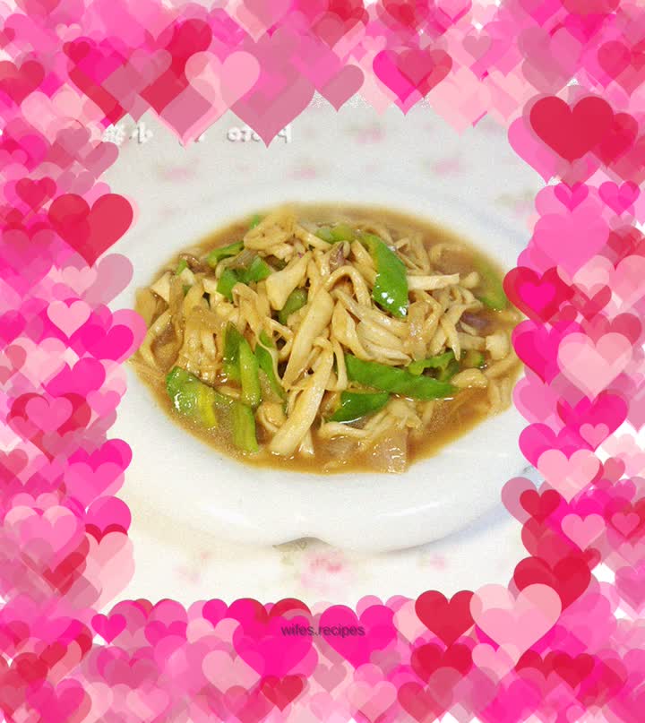 Stir-fried king oyster mushrooms with green pepper