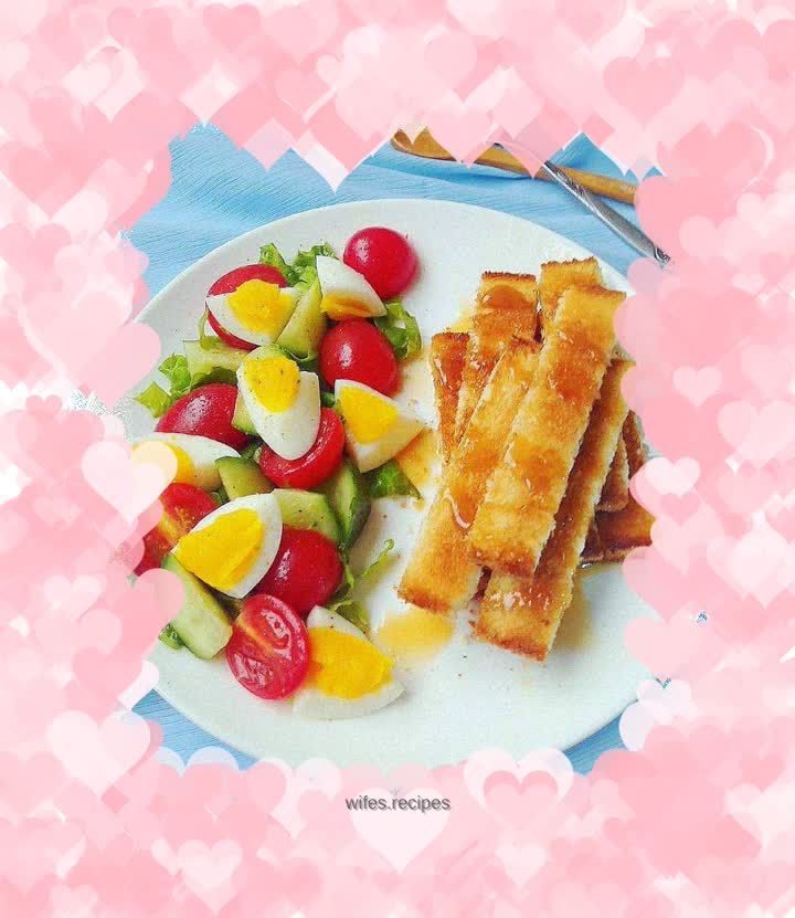 Toast Salad with Vinaigrette Sauce