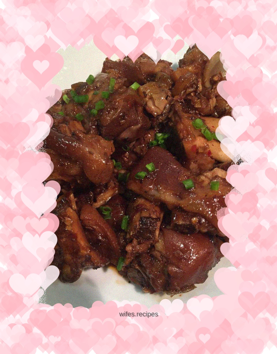 Spicy Pork Trotters