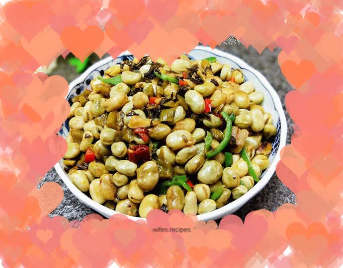 Stir-fried broad beans with pickled cabbage