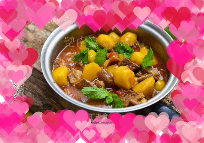 Braised Beef with Small Potatoes