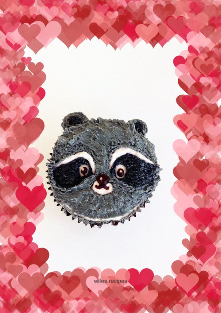 Little raccoon painted three-dimensional cake