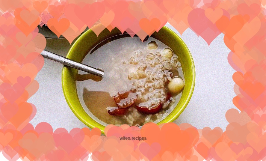 Black Peanut and Lotus Seed Glutinous Rice Porridge