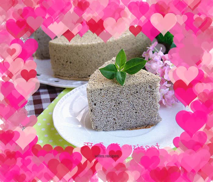Black sesame chiffon cake
