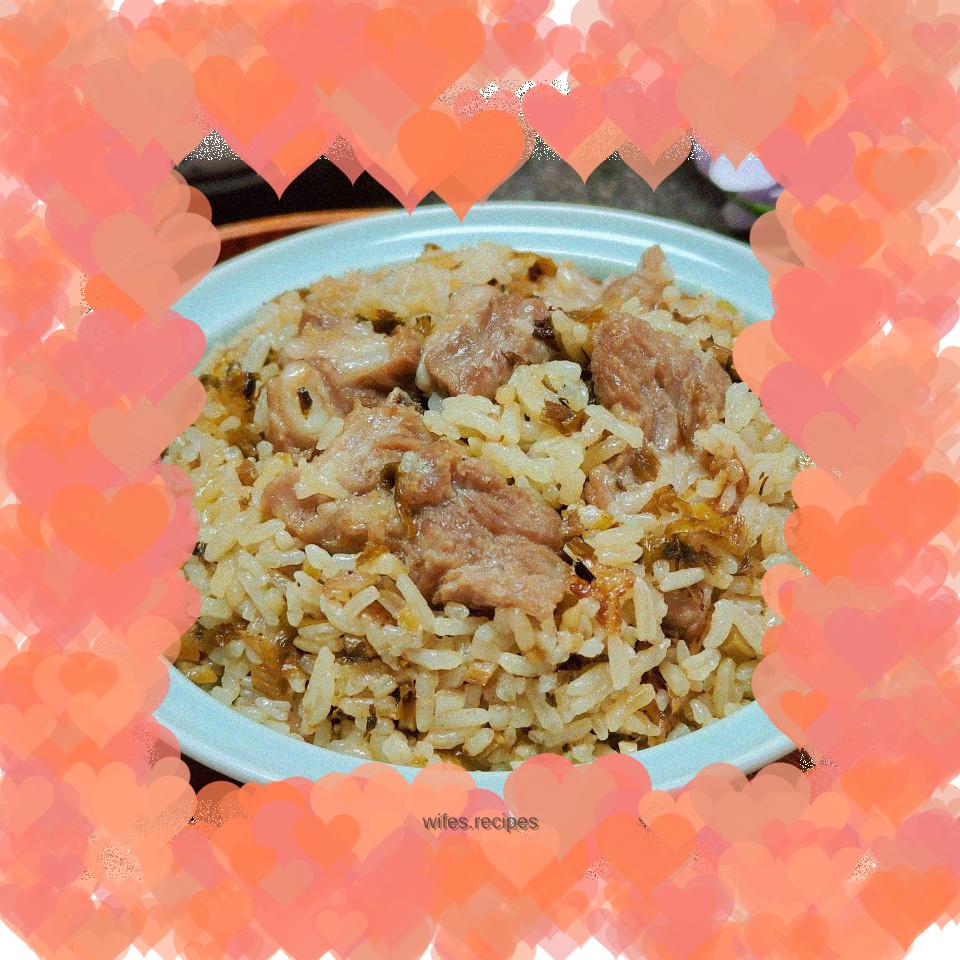 Braised Rice with Pork Ribs and Pickles