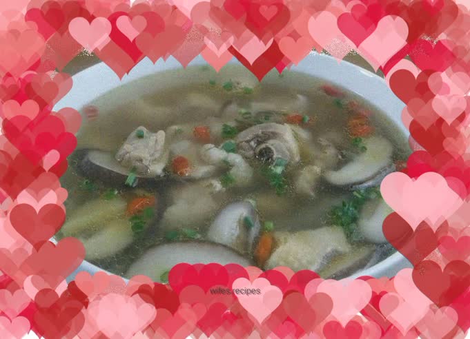 Mushroom and chicken soup