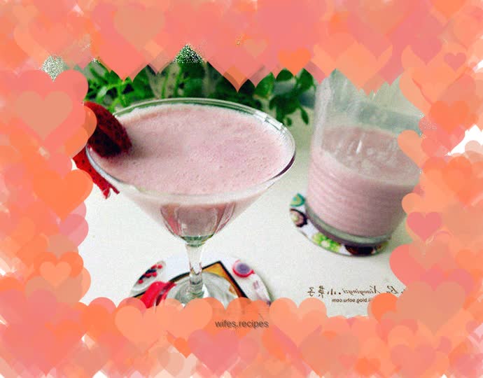 After the Spring Festival, to lose weight, slim down the waist and nourish the stomach, have a cup of sweet strawberry milk
