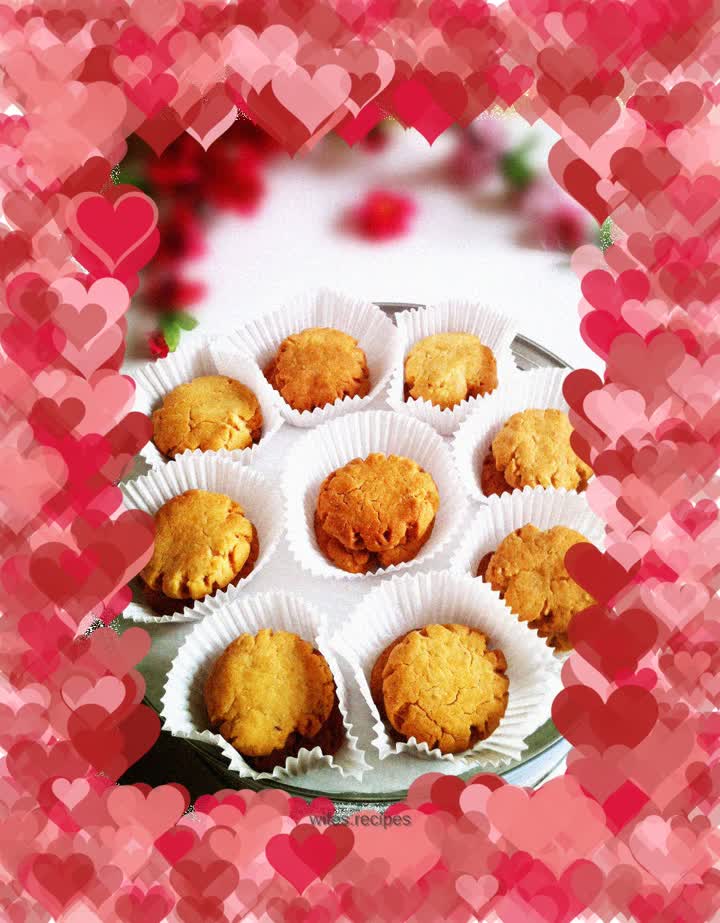Crispy and sweet sesame cookies