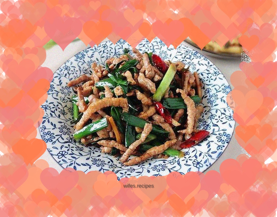 Stir-fried shredded pork with garlic sprouts
