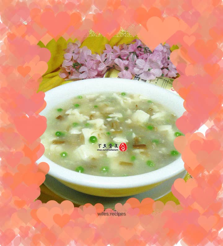 Green Bean and Enoki Mushroom Tofu Soup